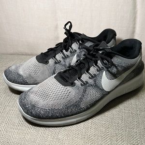 Men’s Nike RN 2017 - Size 11.5